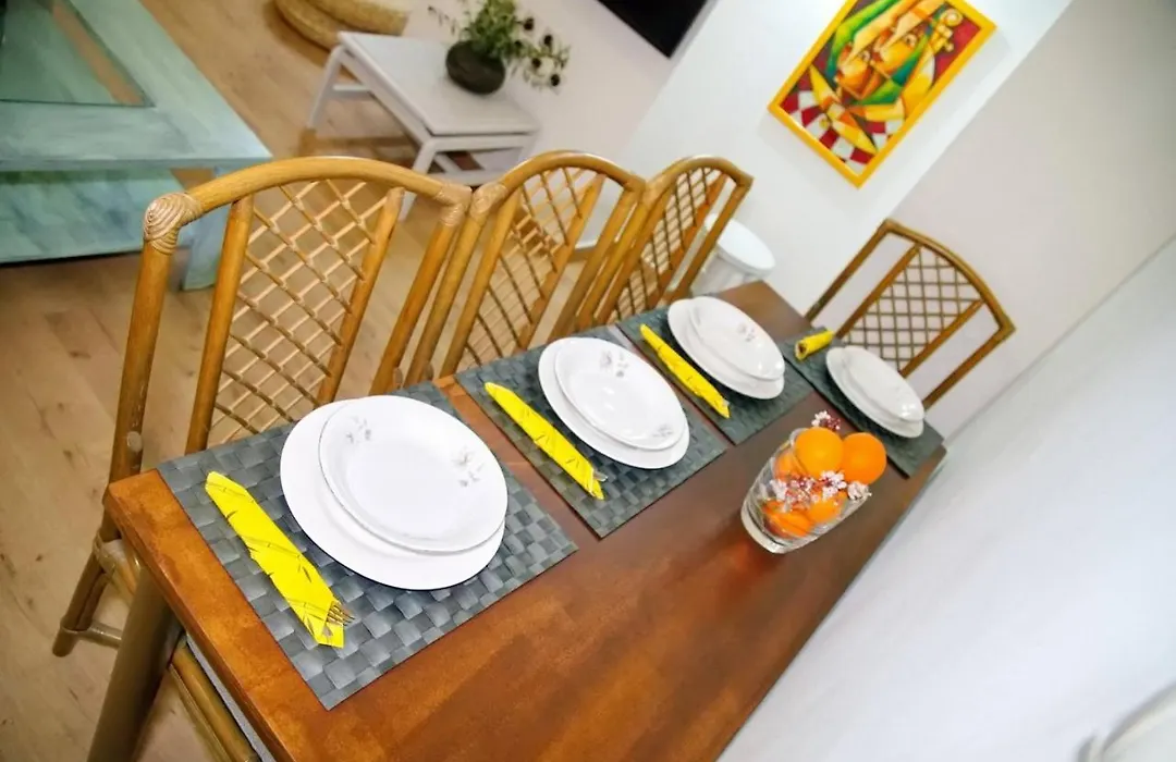 Aroura Homes Garden House 2Br 2Ba Free Parking-1